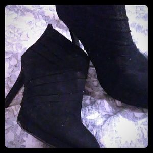 Rampage booties back Sz 8